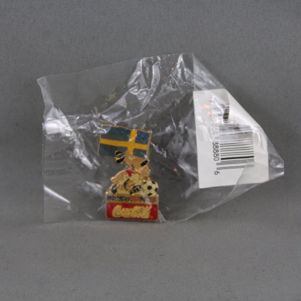 Sweden Soccer Pin - 1994 World Cup Coke Promo Pin - New in Package